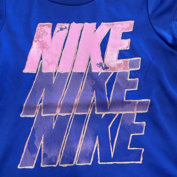 Nike Girls Pink and Blue T Shirts with Black Shorts - Picture 4 of 5